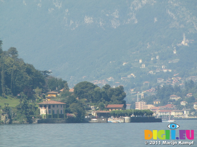 SX18938 View over Lake Como to Bellagio